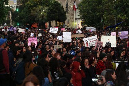#NiUnaMenos: También Chile marchó contra la violencia de género