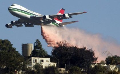 Envían a Israel un súper avión antincendios