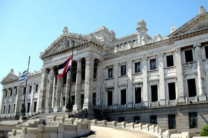 Uruguay cancela el beneficio de la libertad condicional