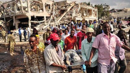 Atentado en Mogadiscio provoca cientos de muertos