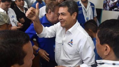 El presidente Juan Orlando Hernández habría triunfado en Honduras