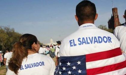 Estados Unidos podría deportar 200.000 migrantes salvadoreños