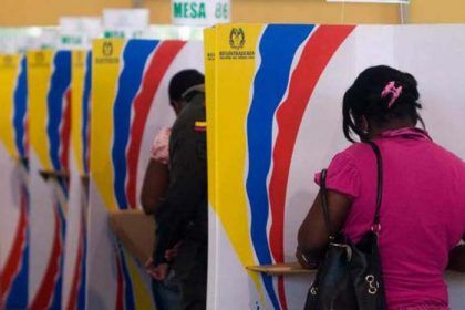Fragmentación y polarización caracterizaron las legislativas en Colombia