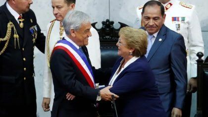Piñera asumió como presidente y tomó las primeras medidas