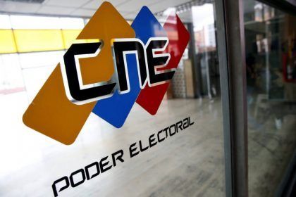 El Gobierno venezolano acepta correr la fecha de las elecciones