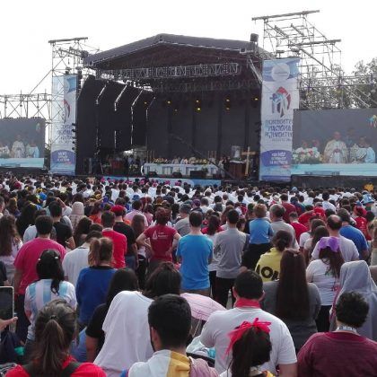 El Papa Francisco llamó a los jóvenes argentinos a ser protagonistas de la historia