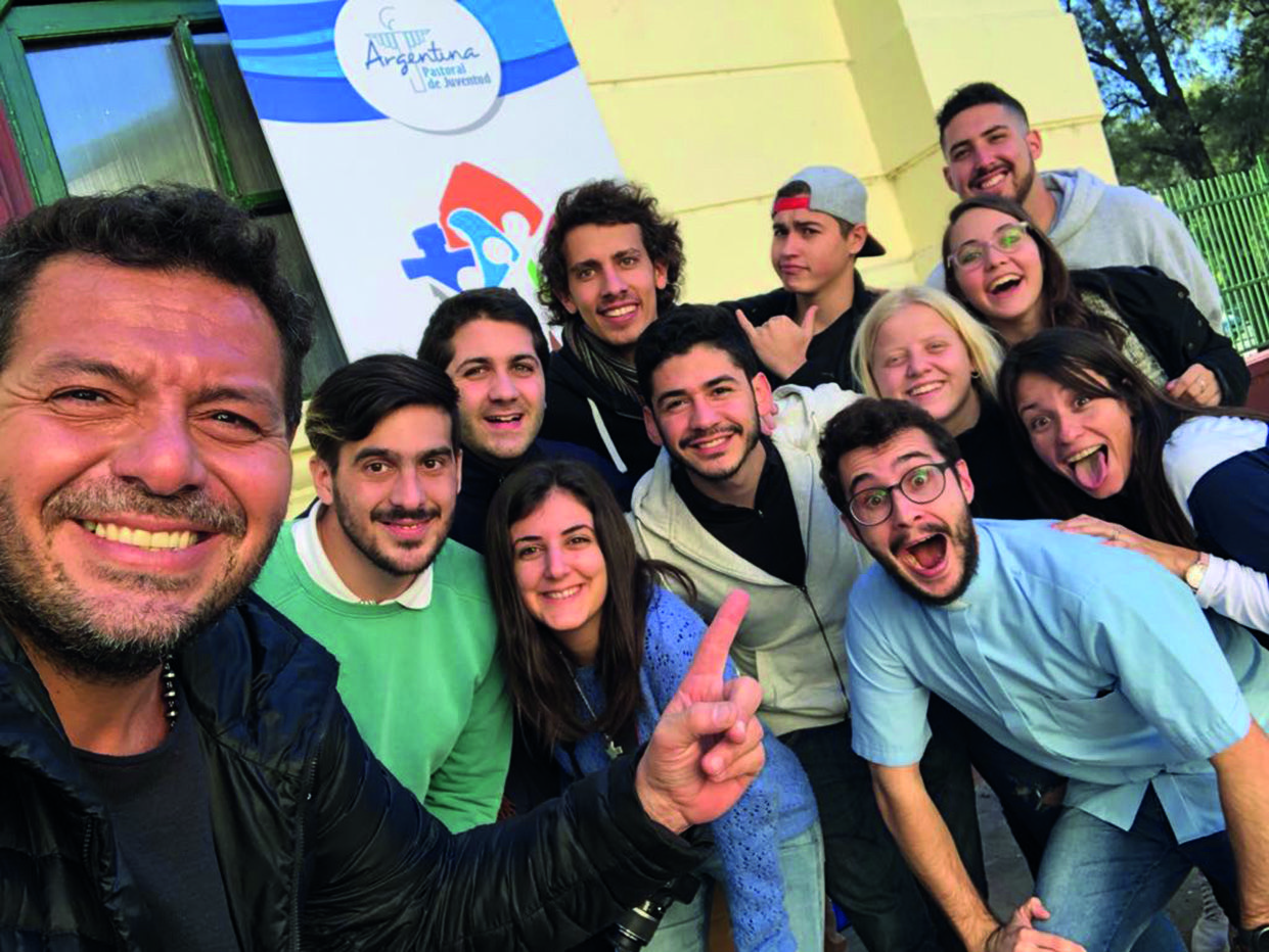 Jóvenes revolucionarios Ciudad Nueva