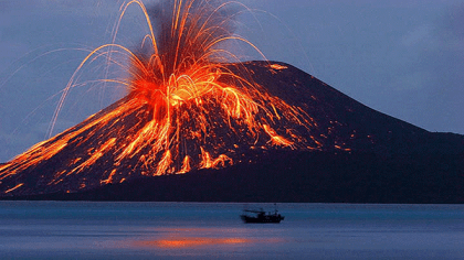 El Krakatoa vuelve a sacudir Indonesia