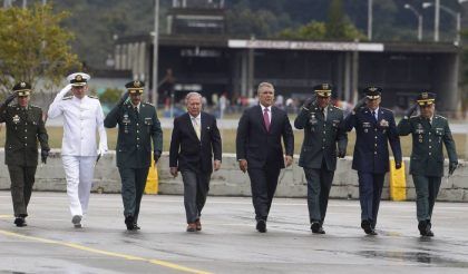 El Gobierno de Colombia destituyó a cuatro generales de la cúpula militar