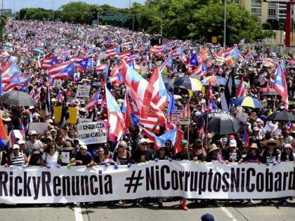 Las protestas populares provocaron la renuncia del gobernador de Puerto Rico
