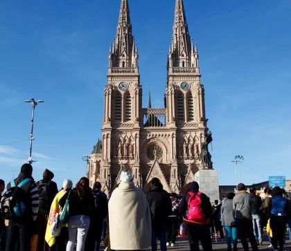 Una app, transmisiones en vivo y oración para apoyar a los peregrinos a Luján